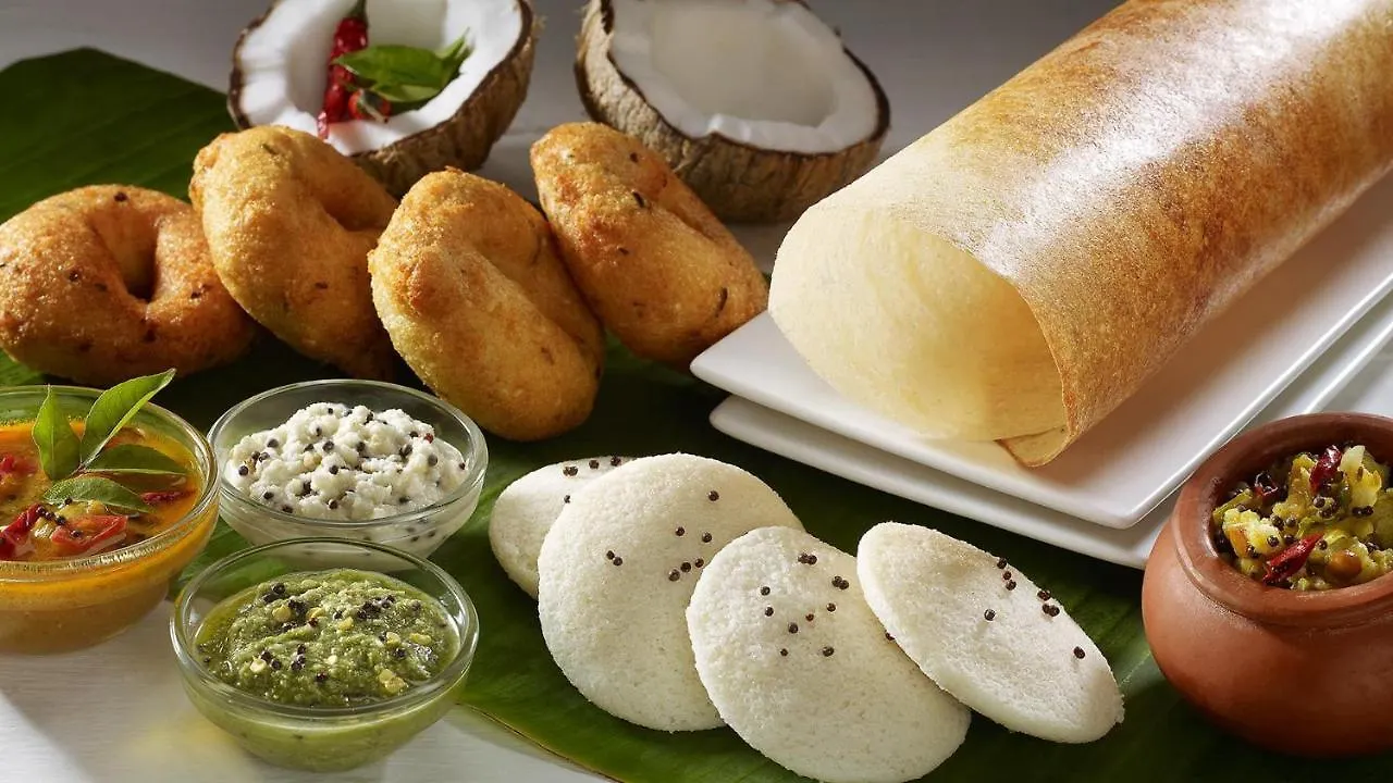 Hotel Sapphire Inn Nedumbassery