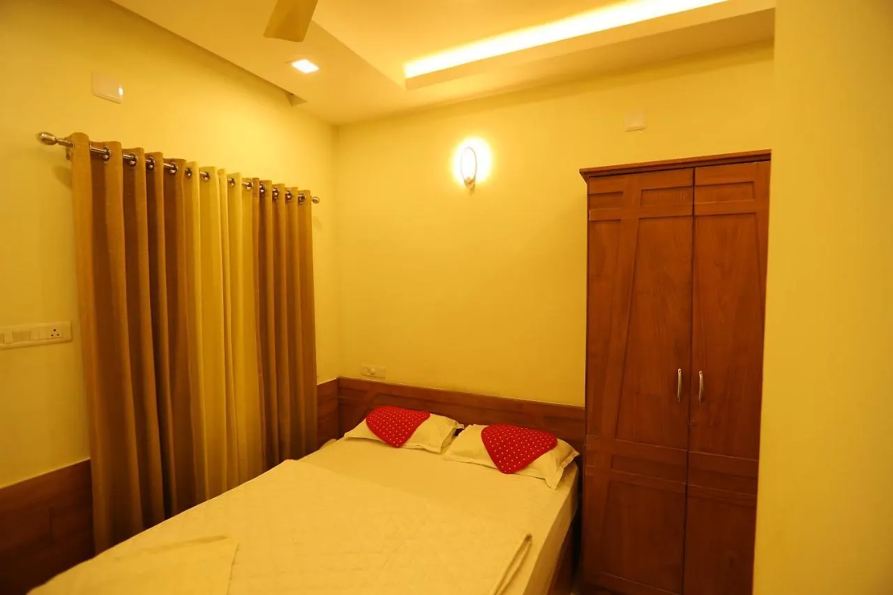 Sapphire Inn Nedumbassery Hotel