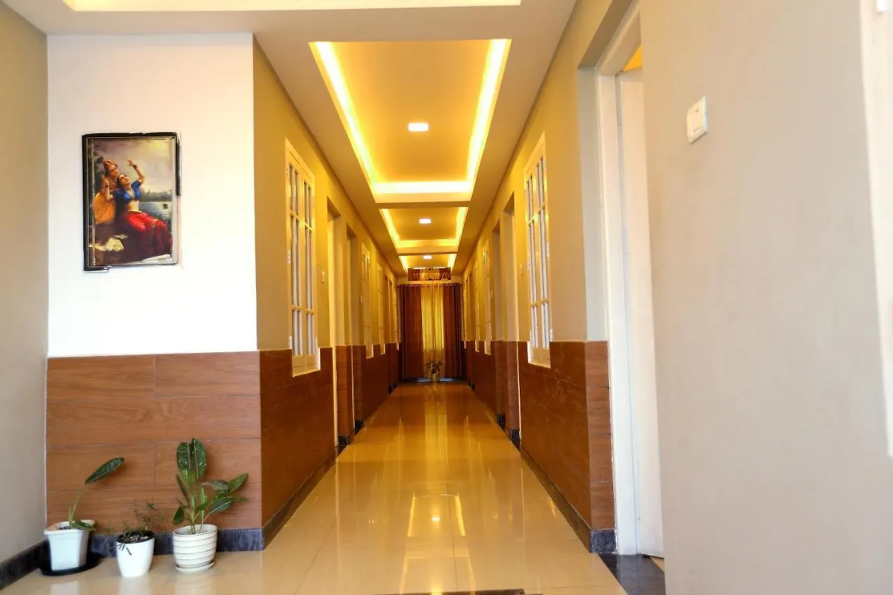 Sapphire Inn Nedumbassery Hotel