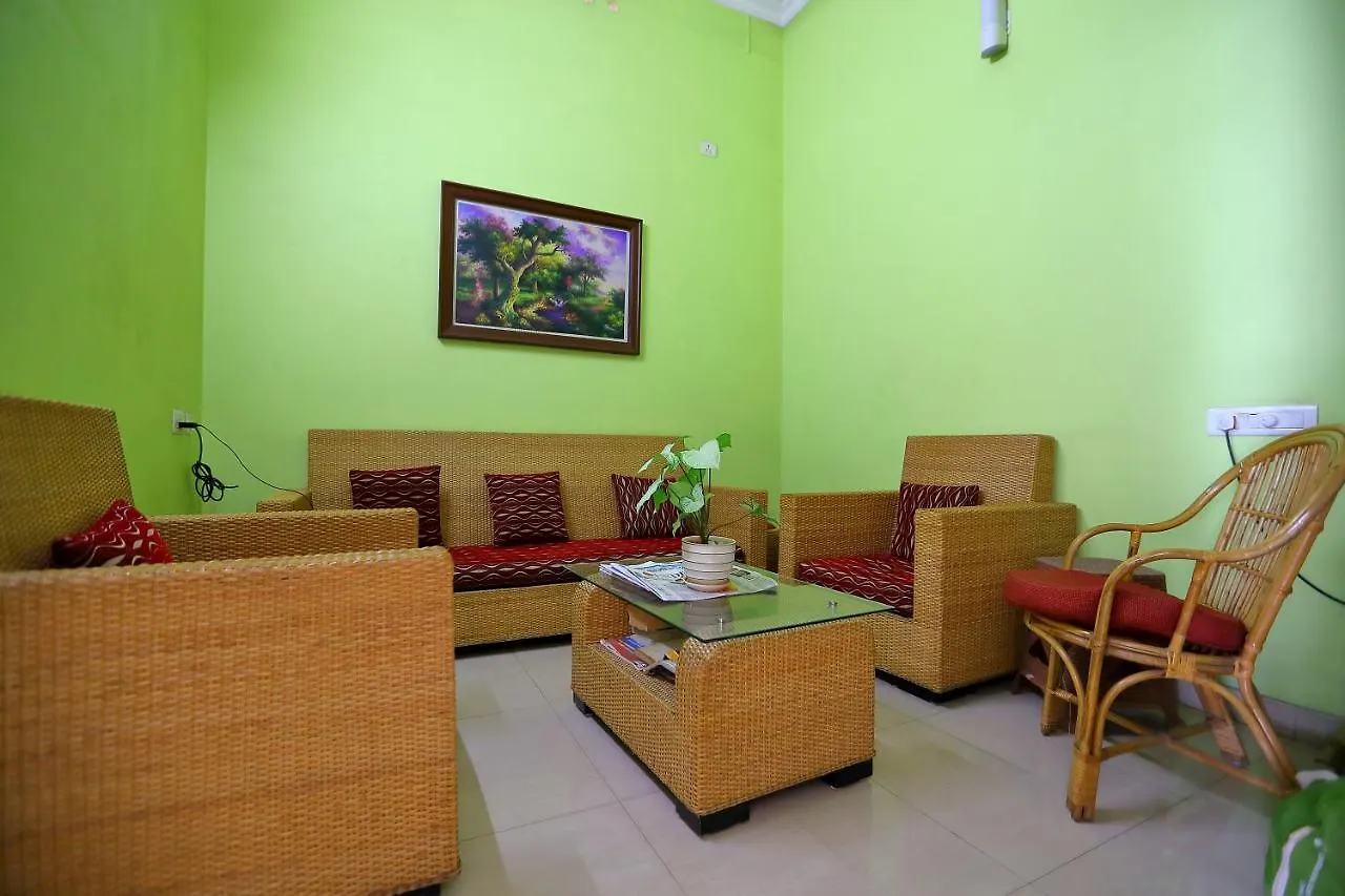 Hotel Sapphire Inn Nedumbassery
